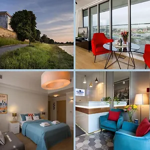Riverside Cracow شقة فندقية